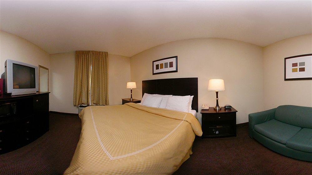 Quality Suites Irving-Las Colinas Экстерьер фото